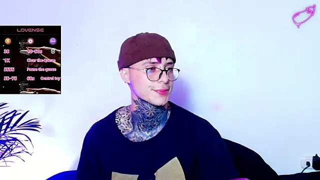 7 Saturno 7 online show from 11-12-25, 03:51