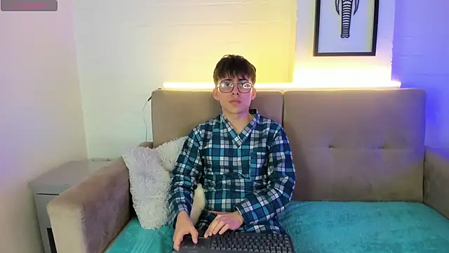 PepperTwink online show from 02-26-25, 12:58