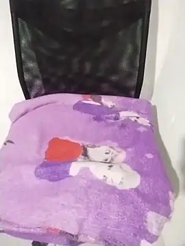 yannaluuxehot online show from 03-18-25, 04:04