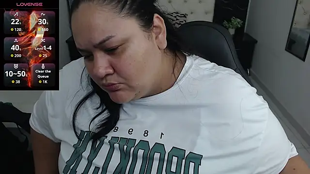 Aaliyah11 online show from 11-21-25, 12:32