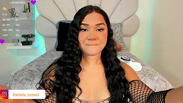 Danielaangelina online show from 11-05-25, 06:46