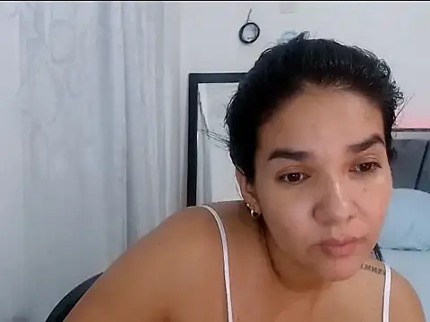 tezza smith online show from 07-26-26, 11:44