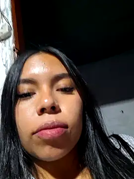 ZoeWan69 online show from 06-28-26, 01:00