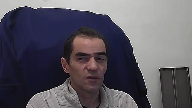 ReyDeBotones online show from 03-08-26, 02:04