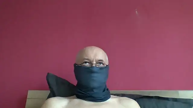 Snapshot of ruplumber chatting on 07-05-26, 03:45 ruplumber online show from 07-05-26, 03:45