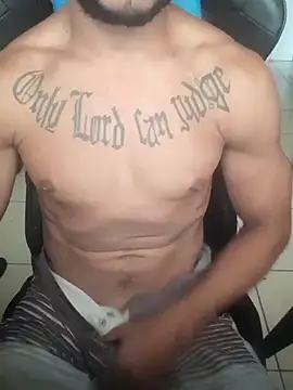 Snapshot of mcloveyiii chatting on 03-10-25, 11:21 mcloveyiii online show from 03-10-25, 11:21