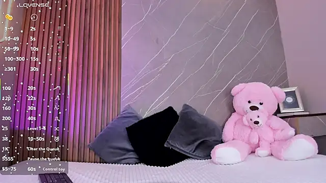 ariana jhonson1 online show from 10-10-25, 12:37