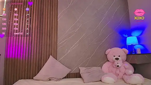 ariana jhonson1 online show from 04-20-26, 12:19