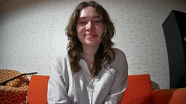 Snapshot of girliemilk chatting on 01-19-26, 03:05 girliemilk online show from 01-19-26, 03:05