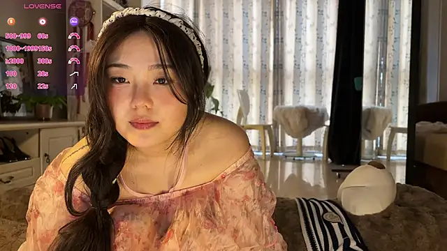 nanaliu6 online show from 11-27-25, 01:40