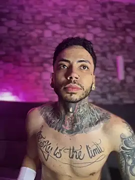 Walker Thomas1 online show from 09-22-25, 12:56