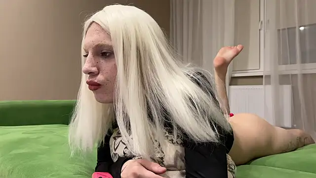 bad lilyy online show from 02-19-25, 02:55