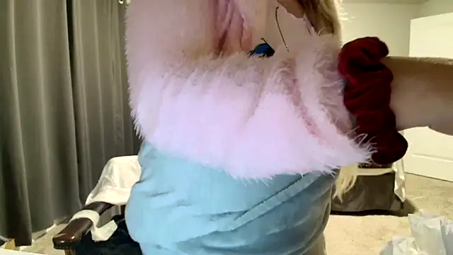 kaliii jones online show from 11-27-25, 03:52