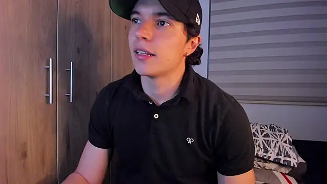 Mastrangelo xxx online show from 10-23-25, 03:06