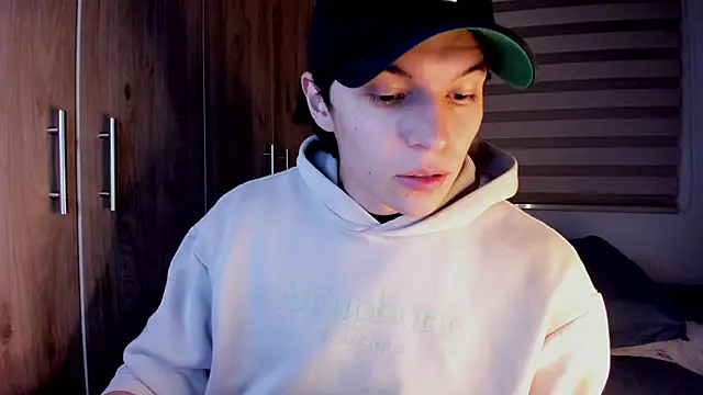 Mastrangelo xxx online show from 03-06-26, 04:09