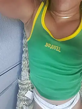 Snapshot of liamlara chatting on 02-02-25, 03:54 liamlara online show from 02-02-25, 03:54