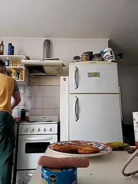 Snapshot of liamlara chatting on 09-21-25, 03:57 liamlara online show from 09-21-25, 03:57