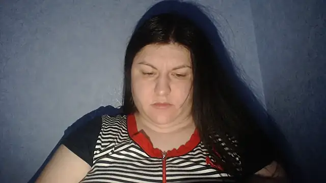 KiraSwee online show from 01-17-26, 02:33