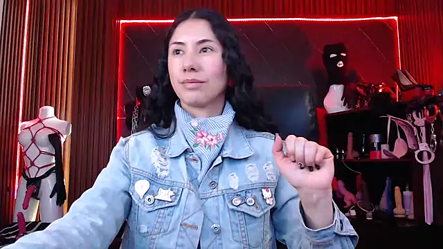 XiaQueen online show from 09-13-25, 07:35