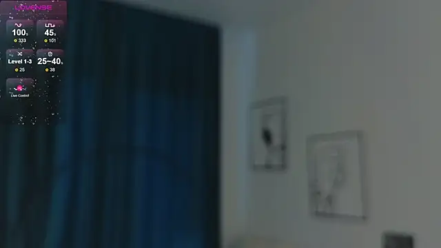Snapshot of QueenieClagg chatting on 03-15-25, 07:42 QueenieClagg online show from 03-15-25, 07:42