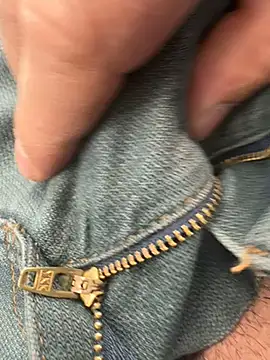 sark0606 online show from 02-11-25, 09:31