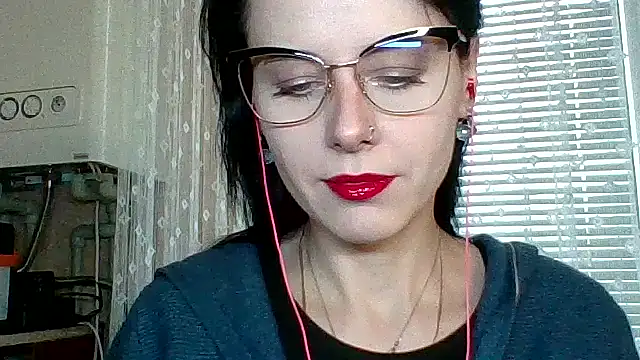 LuminousLady online show from 11-05-25, 10:48