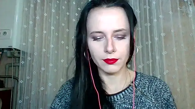 LuminousLady online show from 12-19-25, 06:15