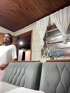 Mineirinho043 online show from 02-26-26, 01:26