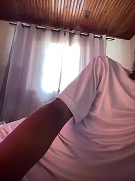 Mineirinho043 online show from 02-26-26, 01:43