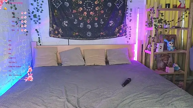 Kira Jin online show from 11-07-25, 08:47