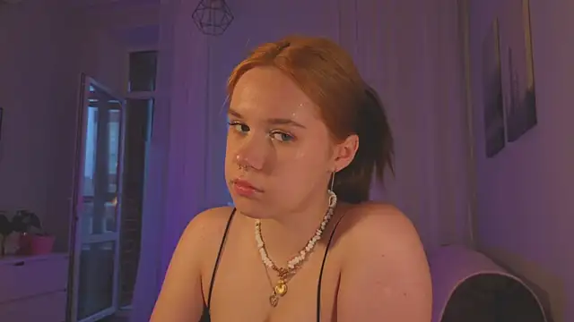 Mia Luw online show from 06-17-26, 02:51