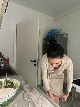 Celine Roxelle online show from 09-19-25, 01:56