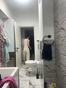 Celine Roxelle online show from 05-31-26, 05:53