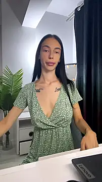 Celine Roxelle online show from 07-09-26, 05:50