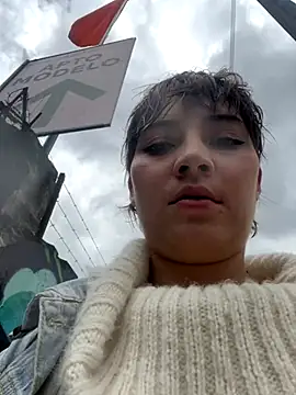 Maggie Geller online show from 11-13-25, 03:55