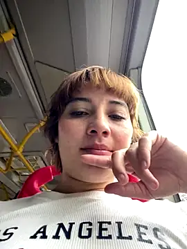 Snapshot of Maggie_Geller chatting on 01-06-26, 04:43 Maggie Geller online show from 01-06-26, 04:43