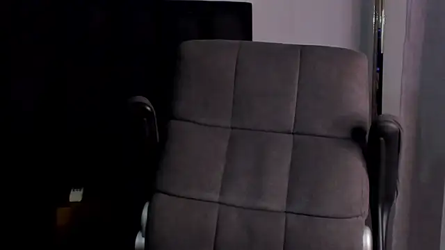 ISAAC CRYSTON online show from 03-04-25, 07:54