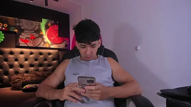 ISAAC CRYSTON online show from 09-16-25, 07:37