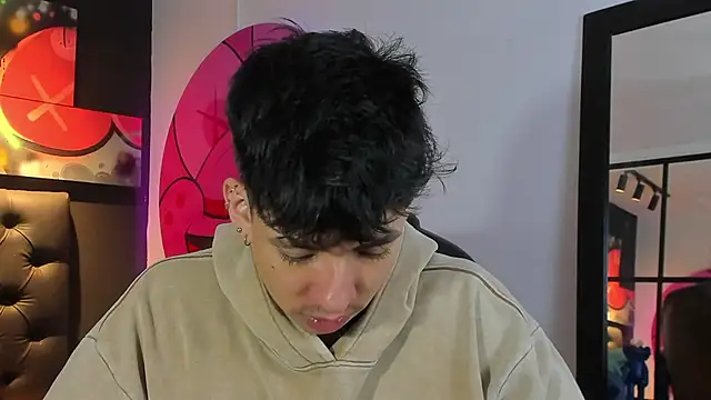 ISAAC CRYSTON online show from 09-18-25, 07:38