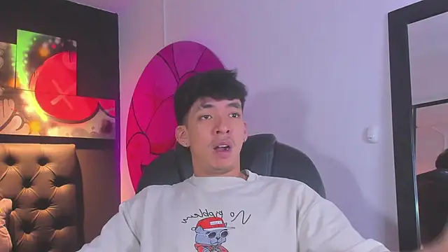 ISAAC CRYSTON online show from 09-19-25, 07:36