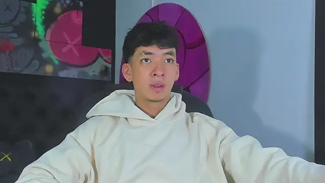 ISAAC CRYSTON online show from 09-23-25, 08:01