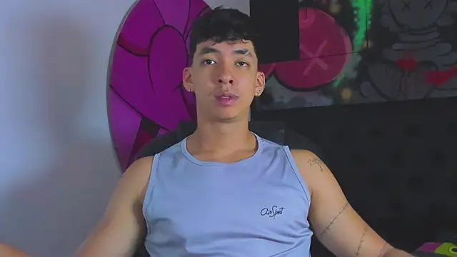 ISAAC CRYSTON online show from 10-12-25, 08:08