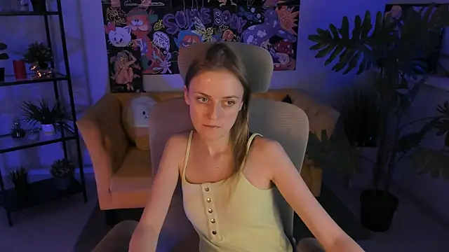 KiraMontoya online show from 03-01-25, 02:02