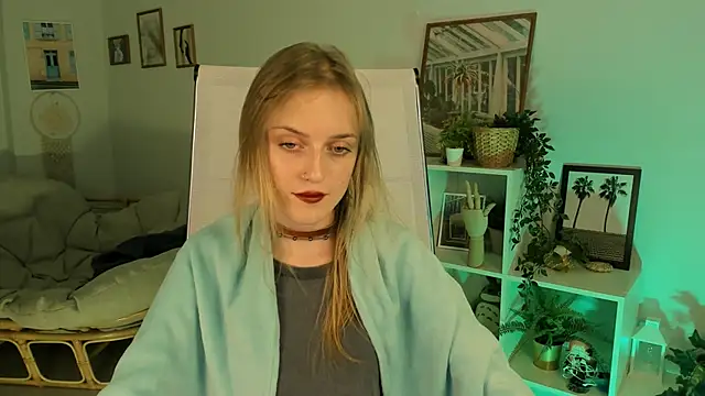 KiraMontoya online show from 03-13-25, 08:54