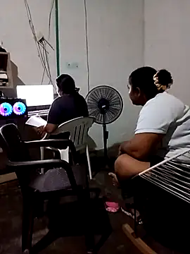 Snapshot of Alfredoloza chatting on 02-16-26, 12:51 Alfredoloza online show from 02-16-26, 12:51