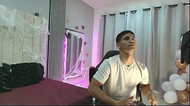 ANDRES STUD online show from 10-13-25, 04:56