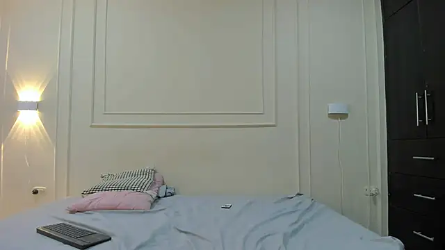 ANDRES STUD online show from 06-13-26, 03:59