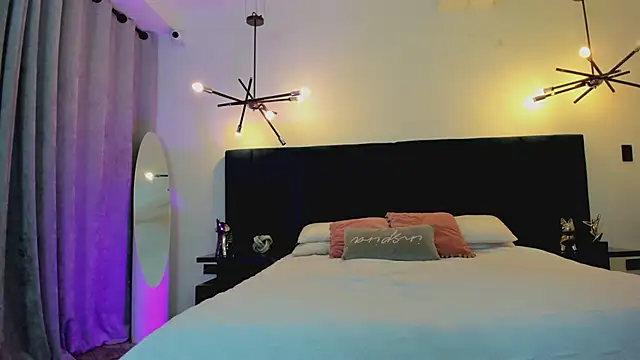 nattashaa7 online show from 02-21-25, 11:33