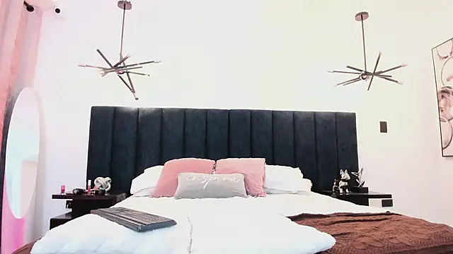 nattashaa7 online show from 03-17-25, 05:49