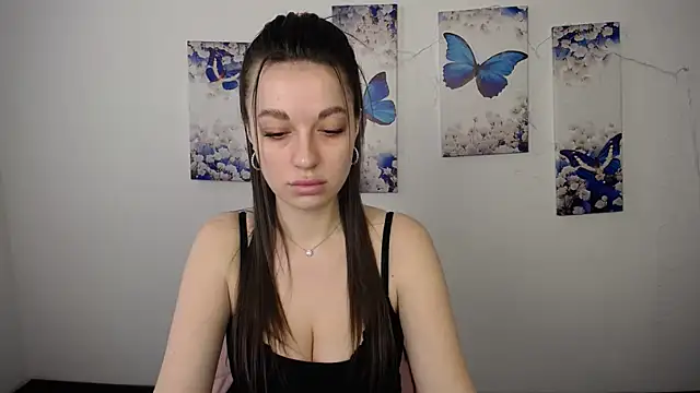 Snapshot of Eva_Eldis chatting on 04-27-26, 01:09 Eva Eldis online show from 04-27-26, 01:09